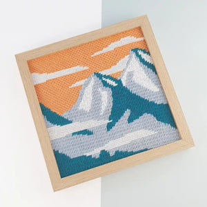 Kit canevas moderne Montagnes avec motif paisible à broder, parfait pour les débutants