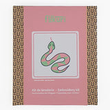 20053-Broderie-Fukuri-kit-broderie-Serpent-complet-packaging