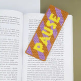 Kit marque-page Pause rayé réalisé avec un point de fantaisie canevas