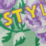 Zoom sur le canevas moderne Stylé réalisé au demi-point de canevas