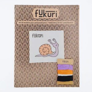 Contenu du kit broderie sans cercle Escargot