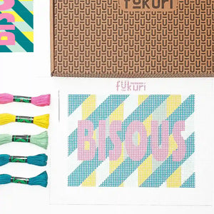 Contenu du kit canevas Bisous de Fukuri. Il s'agit du kit complet
