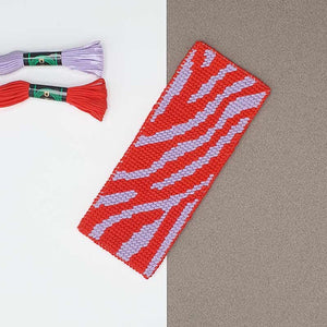 Canevas terminé motif zèbre rouge et violet, style moderne et minimaliste – idée cadeau créative et DIY