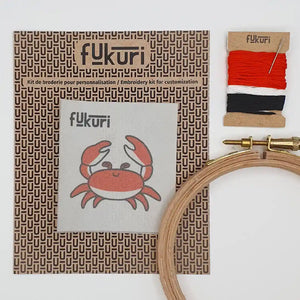 Contenu du kit de broderie complet Crabe de Fukuri
