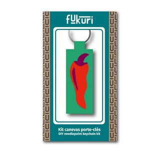 Packaging du kit canevas porte-clés au motif Piment d'un côté