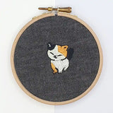 Kit broderie chat finalisé