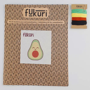 Contenu du kit broderie avocat sans cercle à broder