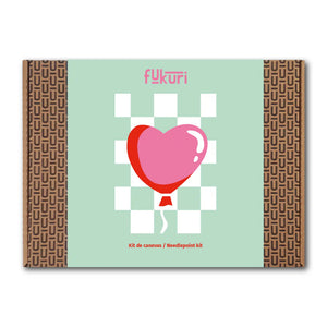 Packaging du kit canevas ballon coeur